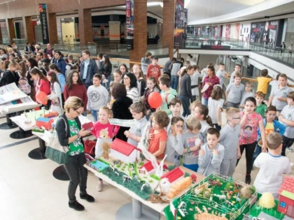 Sute de elevi arădeni au participat la proiectul ,,Vita Week 2018”
