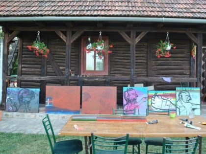 TABARA DE CREATIE DE LA BATA, PUNCT DE INTALNIRE PENTRU PICTORI CONSACRATI DIN TARA SI STRAINATATE