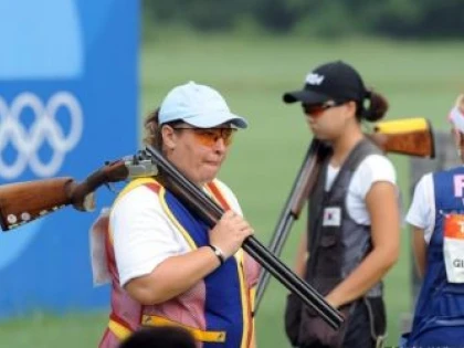 TALERISTA ARADEANA LUCIA MIHALACHE, IN DELEGATIA ROMANIEI LA MONDIALUL DE TIR