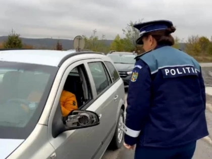 Tânăr beat, prins pe autostrada A1 Deva-Nădlac. Ceilalți șoferi au anunțat poliția, pentru că mergea în zig-zag