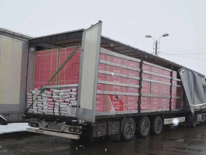 Tânăr din Arad, prins cu peste 1 milion de țigarete