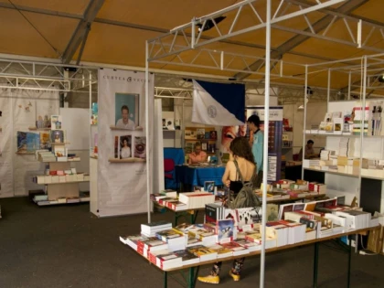 Târgul de carte în aer liber ”Open Book” și-a deschis porțile