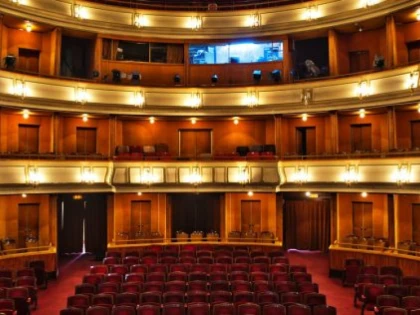 Teatrul Clasic „Ioan Slavici” Arad își suspendă spectacolele până în 22 martie
