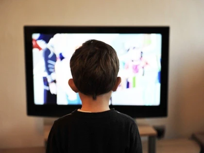Televizorul afectează limbajul copilului