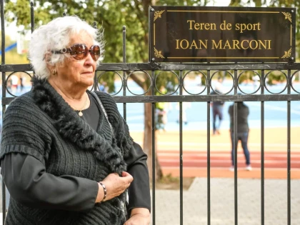 Terenul de sport al Colegiului Național „Moise Nicoară” poartă numele regretatului profesor Ioan Marconi