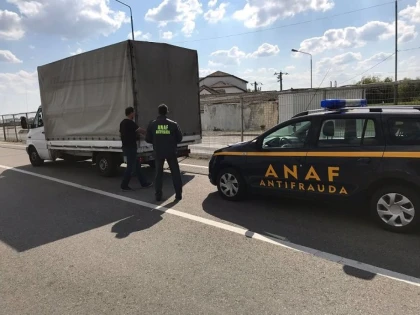 Textile în valoare de 126.473 lei, confiscate de inspectorii antifraudă în Arad