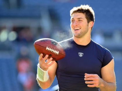 TIM TEBOW SE REINTOARCE IN NFL