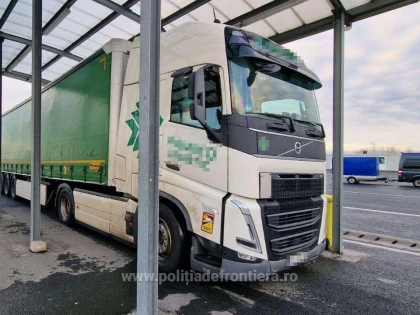 TIR în valoare de 100.000 de euro, căutat de către autoritățile din Polonia, descoperit în PTF Nădlac II