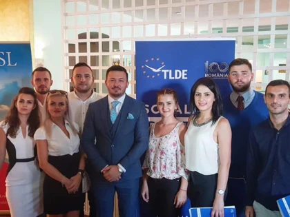 TLDE, prezenți la Școala Politică de Vară de la Mamaia. Tăriceanu a fost alături de ei