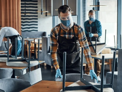 Top 5 produse de curățenie profesională: detergenți și dezinfectanți esențiali pentru afacerea ta HoReCa