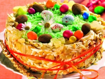 TORT CU BUDINCA DE VANILIE SI CACAO