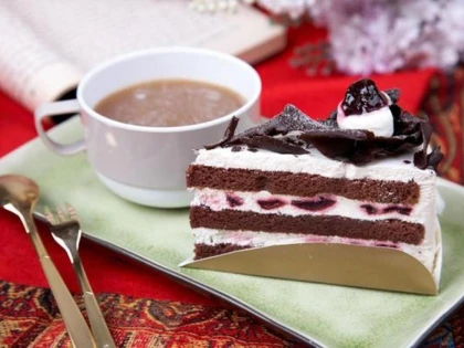 TORT CU VISINE