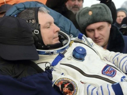 "TOTUL A MERS CA LA CARTE". TREI ASTRONAUTI DE PE STATIA SPATIALA INTERNATIONALA AU REVENIT PE TERRA