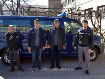 Trafic de migranți. Doi cetățeni turci şi o călăuză bulgară, depistaţi în vama Nădlac