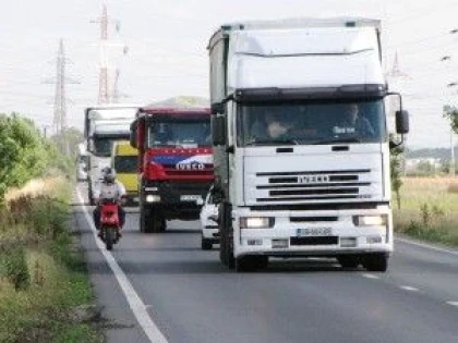 TRAFIC INCHIS PE CENTURA, IN WEEKEND, DIN CAUZA REPARATIILOR LA O TRECERE PESTE CALEA FERATA