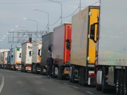 Trafic restricționat, vineri, pe teritoriul Ungariei pentru automarfare