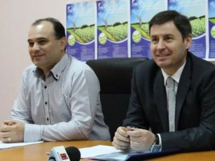 TRAIAN IGAS: "GUVERNUL PONTA II UMILESTE DIN NOU PE ARADENI"