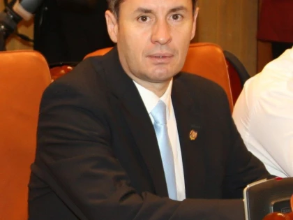 TRAIAN IGAS: "OPREA A FUGIT DE RESPONSABILITATE, ESTE O LASITATE!"
