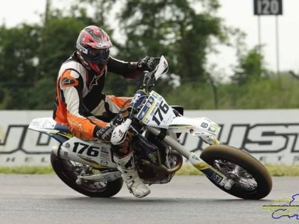 TRĂISTARU IA VITEZĂ LA POZNAN, ÎN MONDIALUL DE SUPERMOTO