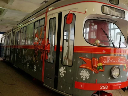 Tramvaiul lui Moș Crăciun, repus în circulație în Ajun de Moș Nicolae