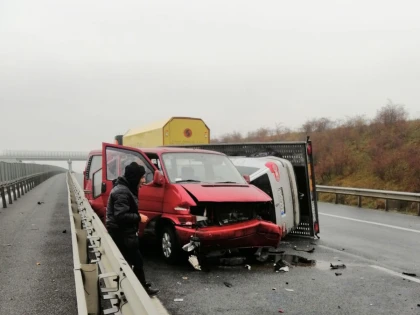 Trei autovehicule au fost implicate într-un accident pe A1, sensul Timişoara - Arad