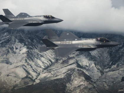 Trei avioane militare rusești, dintre care unul de spionaj, interceptate de NATO în apropiere de Polonia