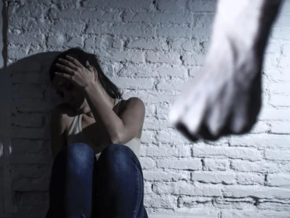 Trei bărbați s-au ales cu dosare penale pentru violență în familie