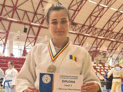 Trei bronzuri "studenţeşti" pe tatami, la Cupa României şi Naţionalele Ne Waza! (FOTO)