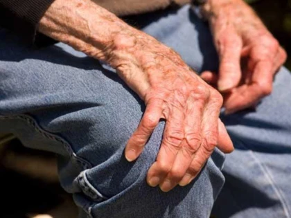 Trei la sută din populația României suferă de boli inflamatorii reumatice