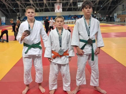 Trei medalii pentru judoka de la CSS Gloria Arad, la un turneu internațional din Ungaria