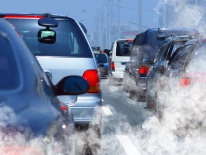 Trei orașe din România, în top 5 european al poluării din cauza traficului