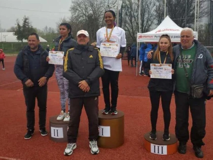 Trei titluri naţionale juvenile şi un argint în contul atleţilor arădeni, pe arena Gloria! (FOTO)