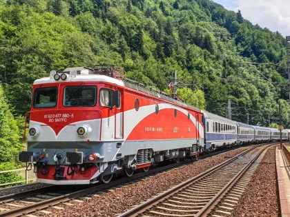 Trenurile Soarelui 2026 au pornit spre litoral. CFR Călători asigură legături directe din toată țara