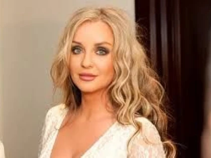 TRIUNGHI AMOROS PERICULOS! CE A FACUT TANIA BUDI IN TIMP CE DAN BITTMAN ERA IN CAMERA CU MIHAELA RADULESCU! 