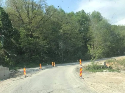 Tronsonul de drum Ioneşti-Vârfurile va fi reabilitat pe fonduri guvernamentale