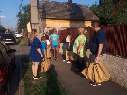 TSD Arad ajută peste 100 de persoane defavorizate