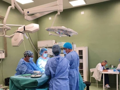 Tumoră de 4,5 kg extrasă, cu succes, de la o pacientă însărcinată!