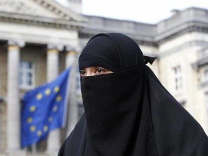 Turcia condamnă votul Senatului francez cu privire la vălul islamic