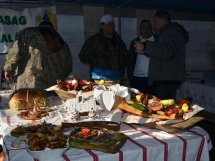 UDMR A DAT STARTUL CONCURSULUI DE TAIAT PORCI LA TASNAD