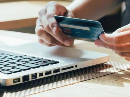 UE intenţionează să impună noi reguli pentru a accelera adoptarea sistemului de plăţi instant