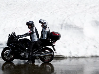 Uleiul moto sintetic pentru motoare în 2 timpi: alegerea ideală pentru performanță și durabilitate