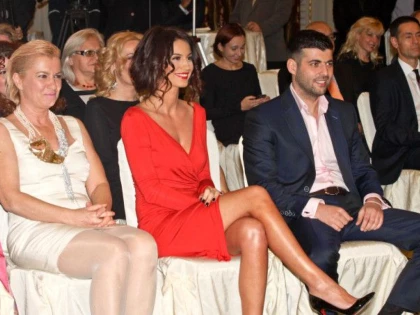 UN ALT CUPLU MONDEN SI-A SPUS «ADIO»! DESPRE CINE ESTE VORBA