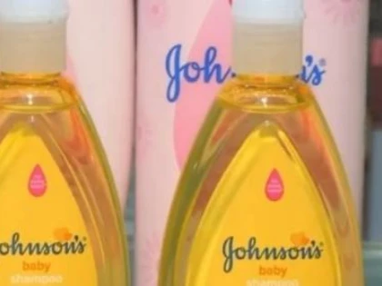 Un alt produs pentru bebeluşi Johnson & Johnson nu a trecut testele de calitate