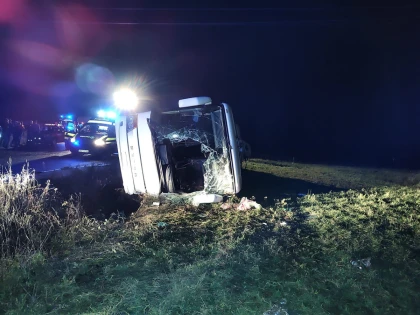 Un autocar cu 33 de pasageri s-a răsturnat între Cuied și Buteni. Șapte victime necesită spitalizare