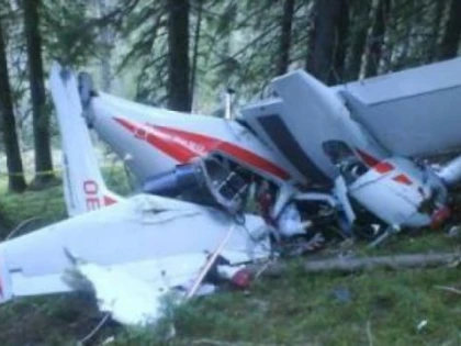 UN AVION UTILITAR S-A PRABUSIT IN JUDETUL BRAILA. DOUA PERSOANE AU FOST RANITE
