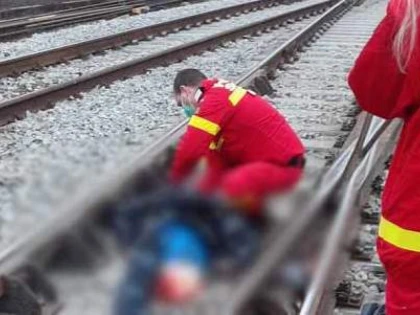 Un bărbat a murit lovit de o locomotivă, sub podul din Grădiște