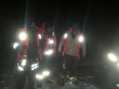 Un bărbat care s-a răsturnat cu caiacul în Mureș, salvat de pompierii arădeni