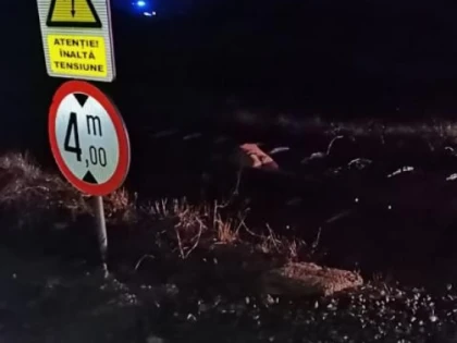 Un bărbat de 64 de ani și-a găsit sfârșitul pe șinele de tren, la Conop