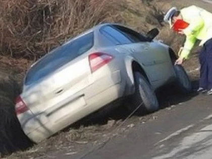 Un bărbat din Macea a furat nu una, ci două mașini
