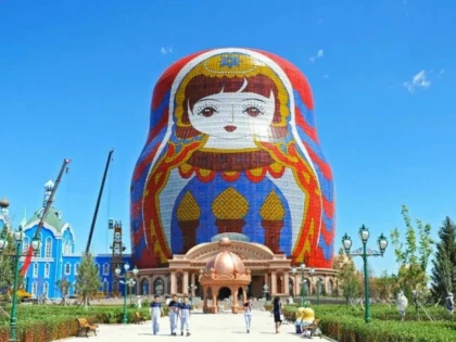 Un concurs al celor mai urâte clădiri a scos în evidență arhitectura bizară din China